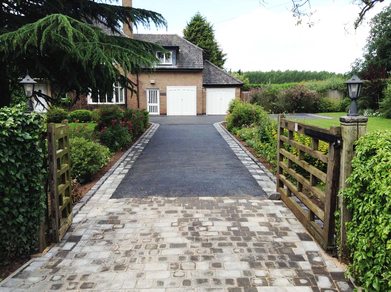 Tarmac Driveways Leeds